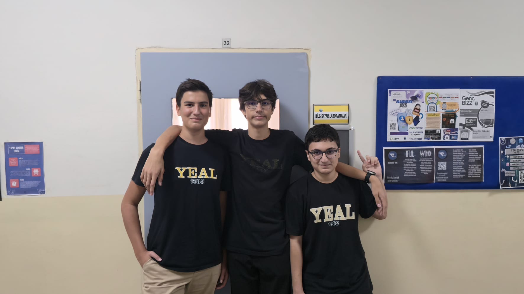 Sponsorluk Ekibi Toplu Fotoğrafı