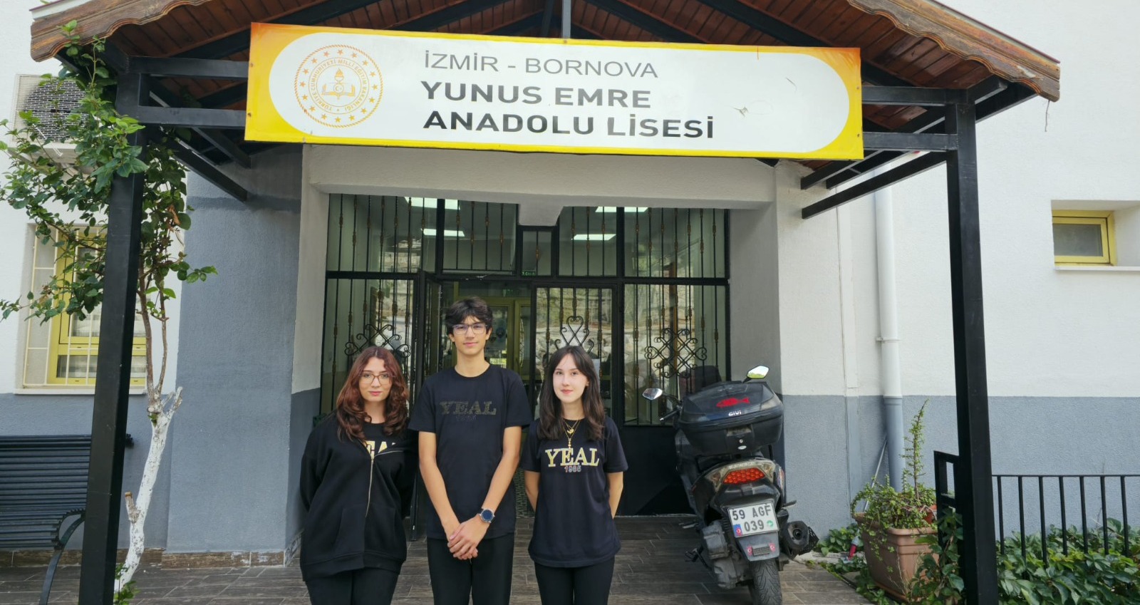 Sponsorluk Ekibi Toplu Fotoğrafı